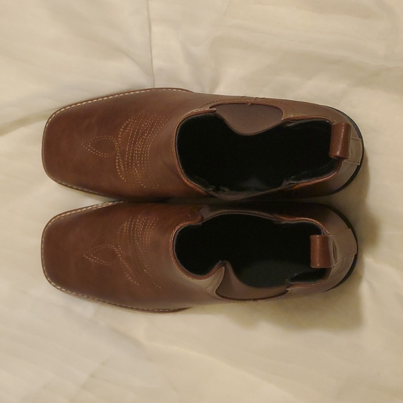 Men's Brown Western Chelsea Boots - Picture 5 of 14